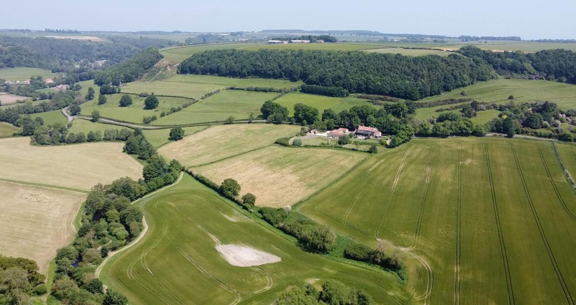 ホテル Luxury Glamping In North Yorkshire National Park & Coastal Area スカーバラ エクステリア 写真
