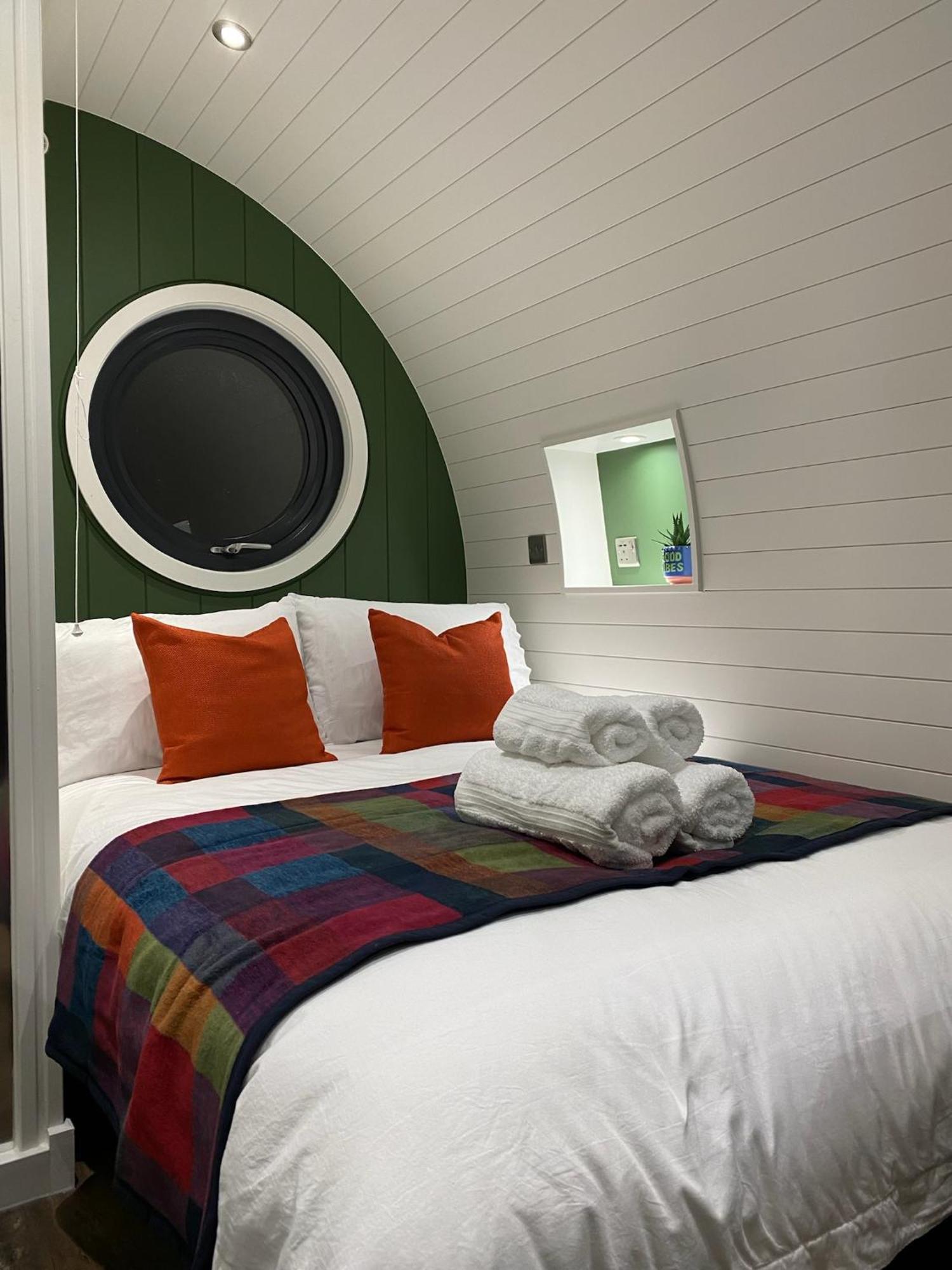 ホテル Luxury Glamping In North Yorkshire National Park & Coastal Area スカーバラ エクステリア 写真