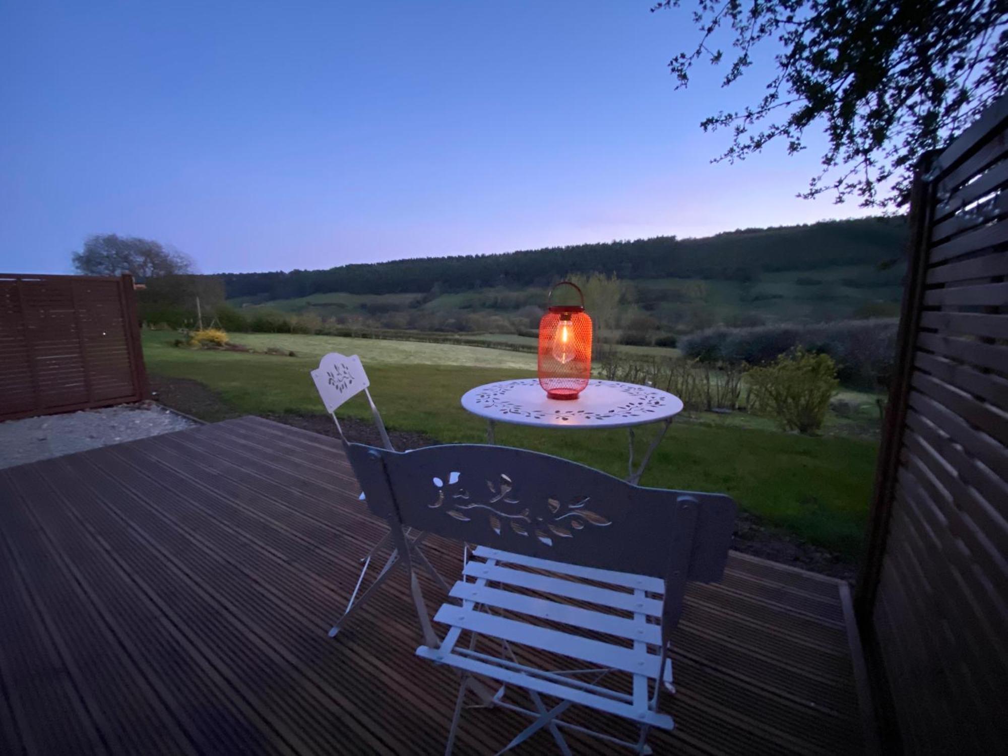 ホテル Luxury Glamping In North Yorkshire National Park & Coastal Area スカーバラ エクステリア 写真